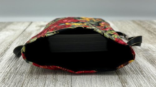 Poinsettia Tarot Bag/ Custom Tarot Pouch/ Keepsake Bag / Drawstring Bag / Oracle Bag / Crystal Bag / Tarot Pouch / Cosmetic Bag