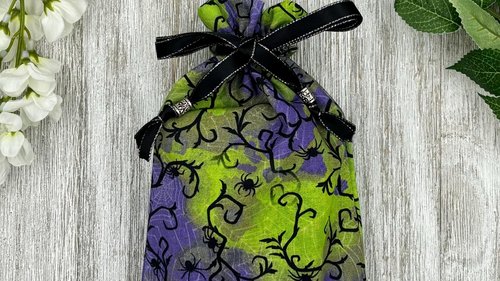 Spider Tarot Bag/ Custom Tarot Pouch/ Keepsake Bag / Drawstring Bag / Oracle Bag / Crystal Bag / Tarot Pouch / Cosmetic Bag