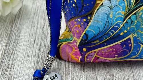 Colorful Tarot Bag/ Custom Tarot Pouch/ Keepsake Bag / Drawstring Bag / Oracle Bag / Crystal Bag / Tarot Pouch / Cosmetic Bag