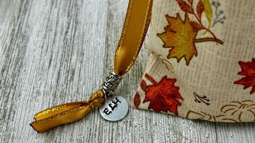 Leaves Pumpkin Tarot Bag/ Custom Tarot Pouch/ Keepsake Bag / Drawstring Bag / Oracle Bag / Crystal Bag / Tarot Pouch / Cosmetic Bag