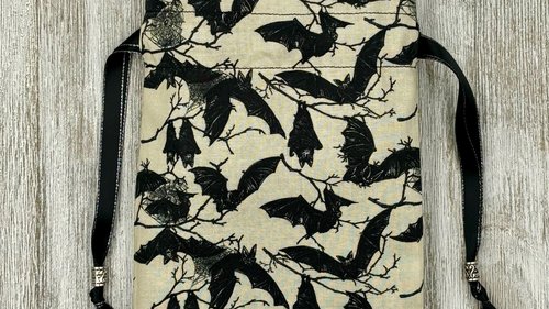 Bats Tarot Bag/ Custom Tarot Pouch/ Keepsake Bag / Drawstring Bag / Oracle Bag / Crystal Bag / Tarot Pouch / Cosmetic Bag