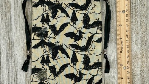 Bats Tarot Bag/ Custom Tarot Pouch/ Keepsake Bag / Drawstring Bag / Oracle Bag / Crystal Bag / Tarot Pouch / Cosmetic Bag