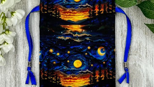 Moon Scene Tarot Bag/ Custom Tarot Pouch/ Keepsake Bag / Drawstring Bag / Oracle Bag / Crystal Bag / Tarot Pouch / Cosmetic Bag