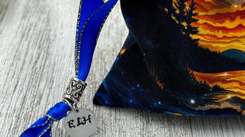 Moon Scene Tarot Bag/ Custom Tarot Pouch/ Keepsake Bag / Drawstring Bag / Oracle Bag / Crystal Bag / Tarot Pouch / Cosmetic Bag