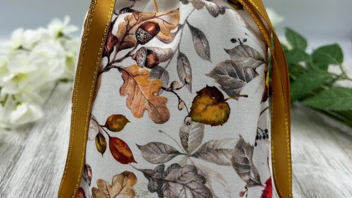 Leaves Tarot Bag/ Custom Tarot bag/ Keepsake Bag / Drawstring Bag / Oracle Bag / Crystal Bag / Gift Bag / Tarot Pouch / Cosmetic Bag