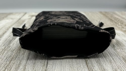 Witchy Skull Tarot Bag/ Custom Tarot Pouch/ Keepsake Bag / Drawstring Bag / Oracle Bag / Crystal Bag / Tarot Pouch / Cosmetic Bag