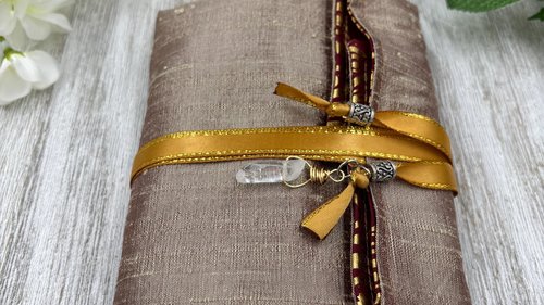 Reversible Silk Lined Tarot Wrap/ Leaves Tarot Wrap / Tarot Supplies / Tarot Deck Storage / Tarot Cloth / Tarot Supplies / Altar
