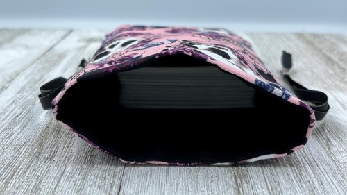 Skull Web Tarot Bag/ Custom Tarot Pouch/ Keepsake Bag / Drawstring Bag / Oracle Bag / Crystal Bag / Tarot Pouch / Cosmetic Bag