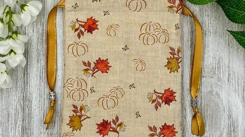 Leaves Pumpkin Tarot Bag/ Custom Tarot Pouch/ Keepsake Bag / Drawstring Bag / Oracle Bag / Crystal Bag / Tarot Pouch / Cosmetic Bag