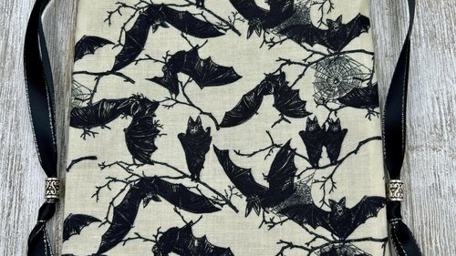Bats Tarot Bag/ Custom Tarot Pouch/ Keepsake Bag / Drawstring Bag / Oracle Bag / Crystal Bag / Tarot Pouch / Cosmetic Bag