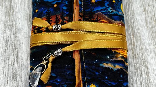Reversible Silk Lined Tarot Wrap/ Moon Scene Tarot Wrap / Tarot Supplies / Tarot Deck Storage / Tarot Cloth / Tarot Supplies / Altar