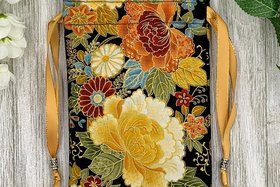 Autumn Flowers Tarot Bag/ Custom Tarot Pouch/ Keepsake Bag / Drawstring Bag / Oracle Bag / Crystal Bag / Tarot Pouch / Cosmetic Bag