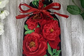 Red Floral Tarot Bag/ Custom Tarot Pouch/ Keepsake Bag / Drawstring Bag / Oracle Bag / Crystal Bag / Tarot Pouch / Cosmetic Bag