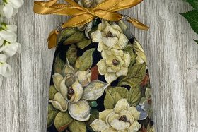 Magnolia Tarot Bag/ Custom Tarot Bag/ Keepsake Bag / Drawstring Bag / Oracle Bag / Jewelry Bag / Crystal Bag / Gift Bag / Tarot Pouch