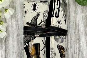 Reversible Cotton Lined Tarot Wrap/ HalloweenTarot Wrap / Tarot Supplies / Tarot Deck Storage / Tarot Cloth / Tarot Supplies / Altar