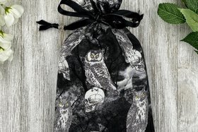Skull Owl Tarot Bag/ Custom Tarot Pouch/ Keepsake Bag / Drawstring Bag / Oracle Bag / Crystal Bag / Tarot Pouch / Cosmetic Bag