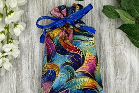 Colorful Tarot Bag/ Custom Tarot Pouch/ Keepsake Bag / Drawstring Bag / Oracle Bag / Crystal Bag / Tarot Pouch / Cosmetic Bag